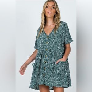 Princess Polly NONAME mini dress green floral, size 10.